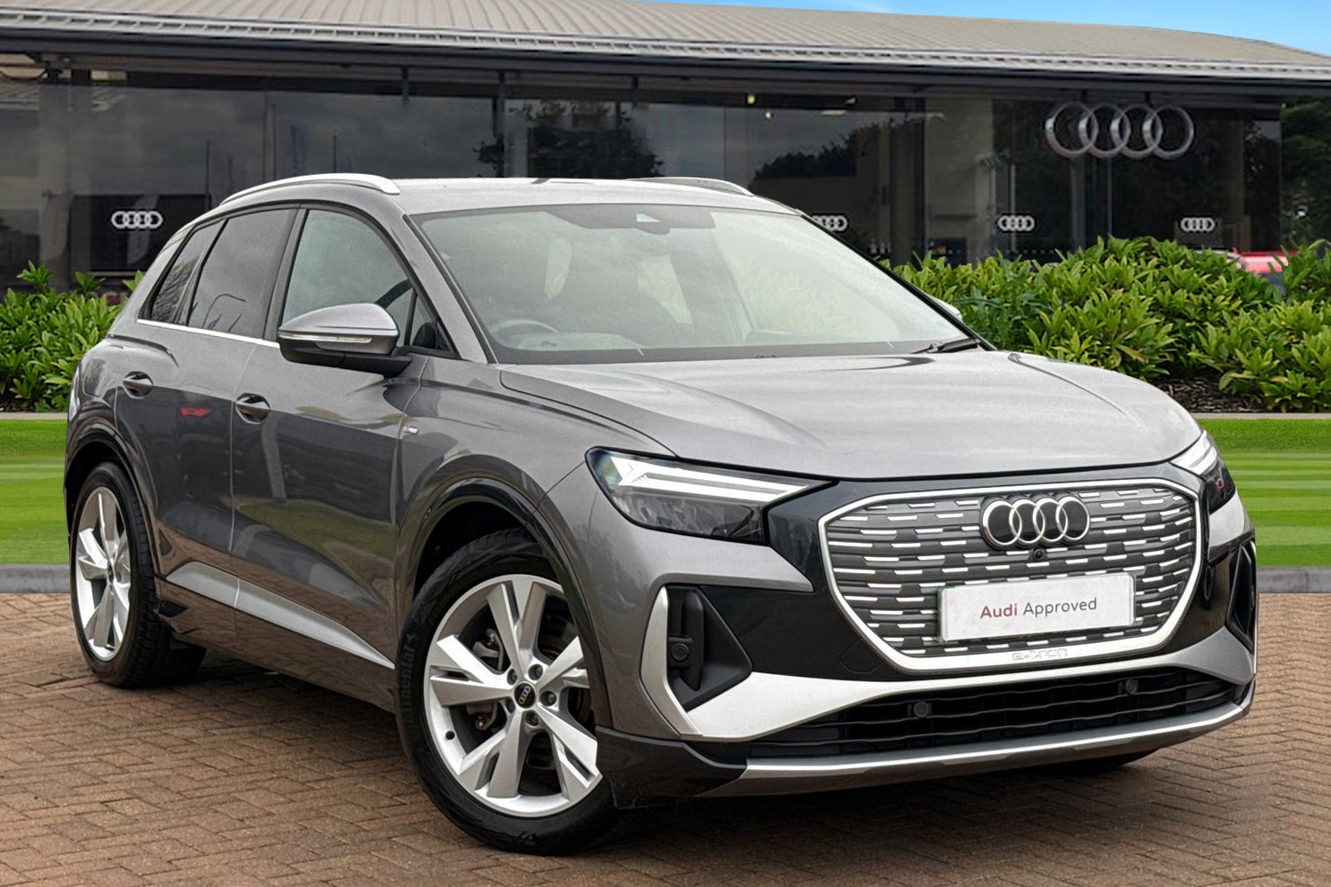 Main listing image - Audi Q4