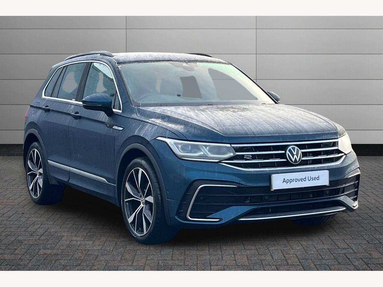 Main listing image - Volkswagen Tiguan