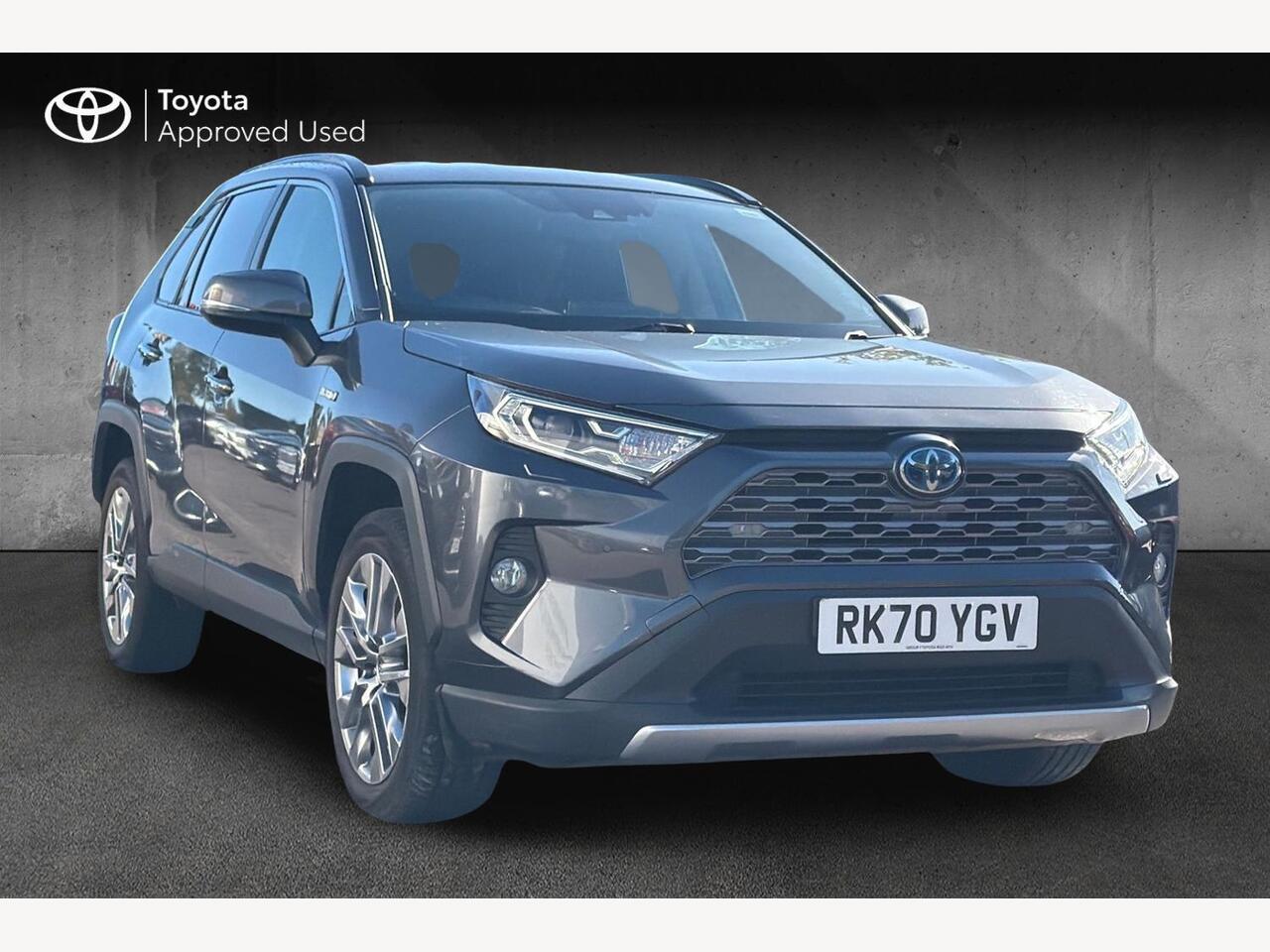 Main listing image - Toyota RAV4