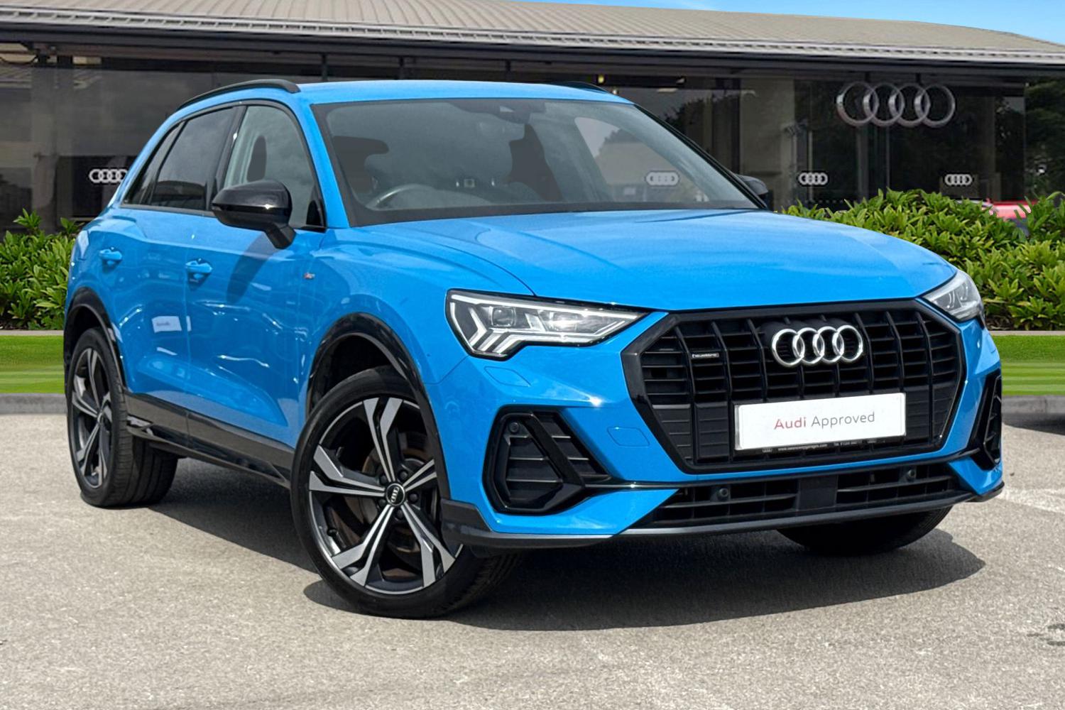 Main listing image - Audi Q3