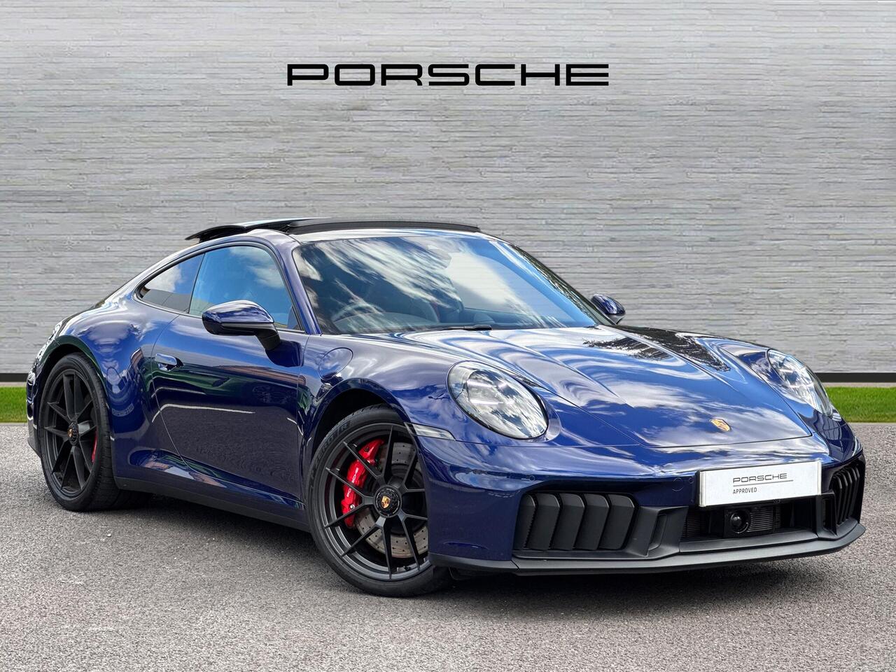 Main listing image - Porsche 911