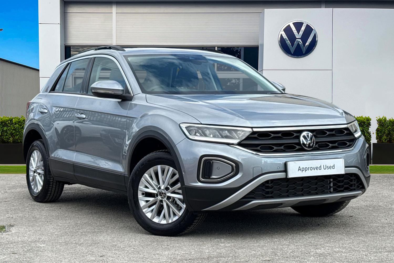 Main listing image - Volkswagen T-Roc