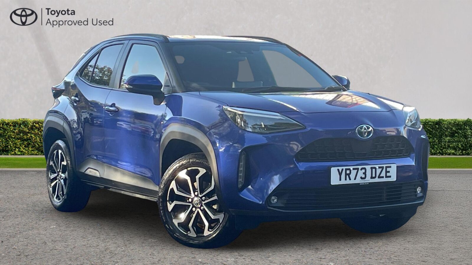 Main listing image - Toyota Yaris Cross