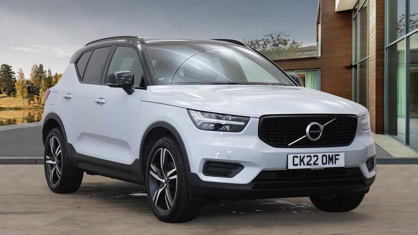 Main listing image - Volvo XC40