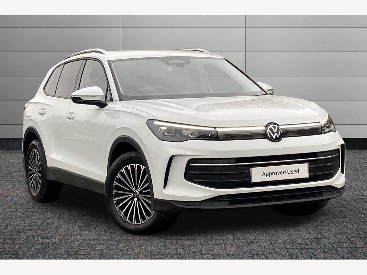Main listing image - Volkswagen Tiguan