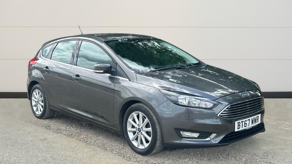 Main listing image - Ford Focus