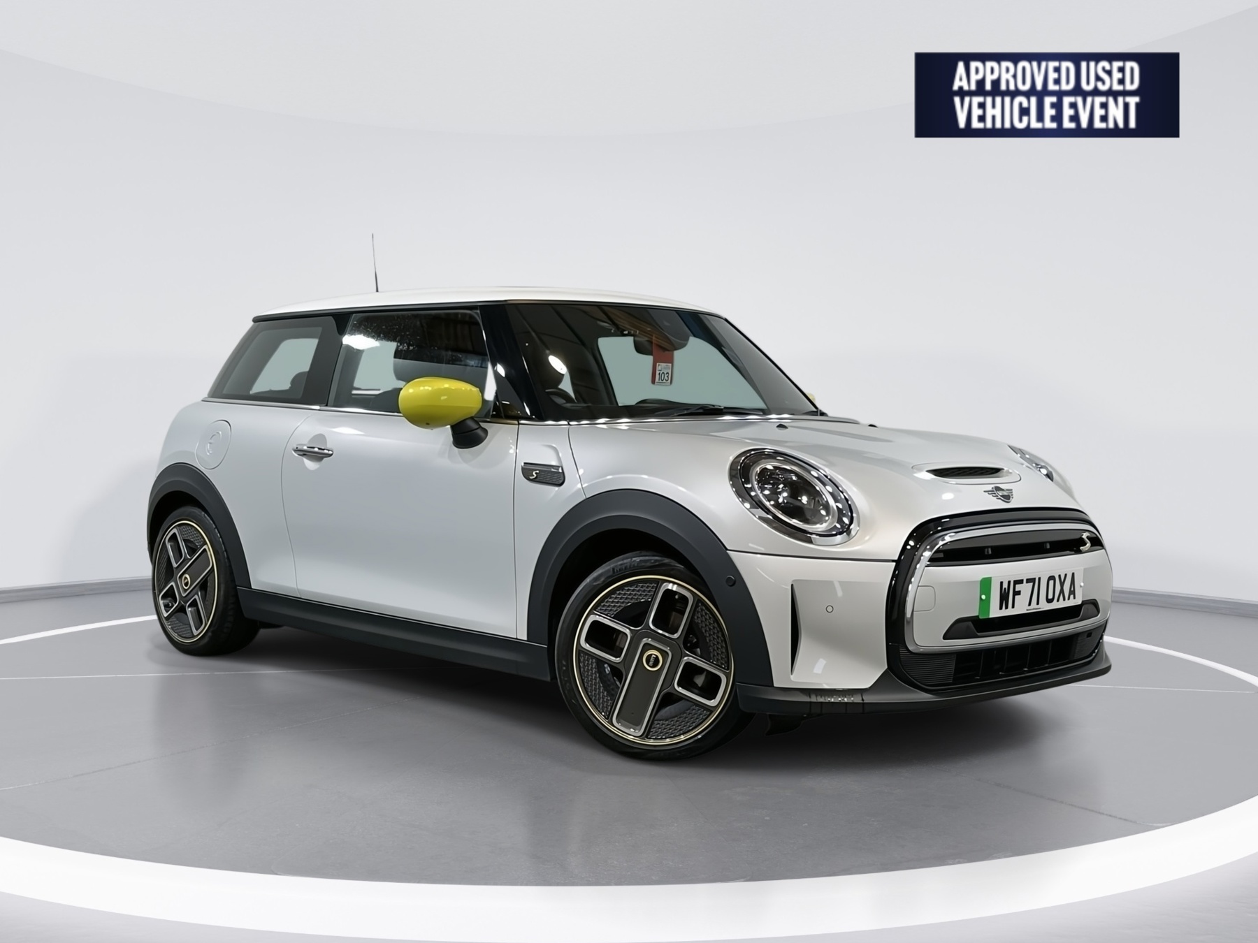 Main listing image - MINI Electric