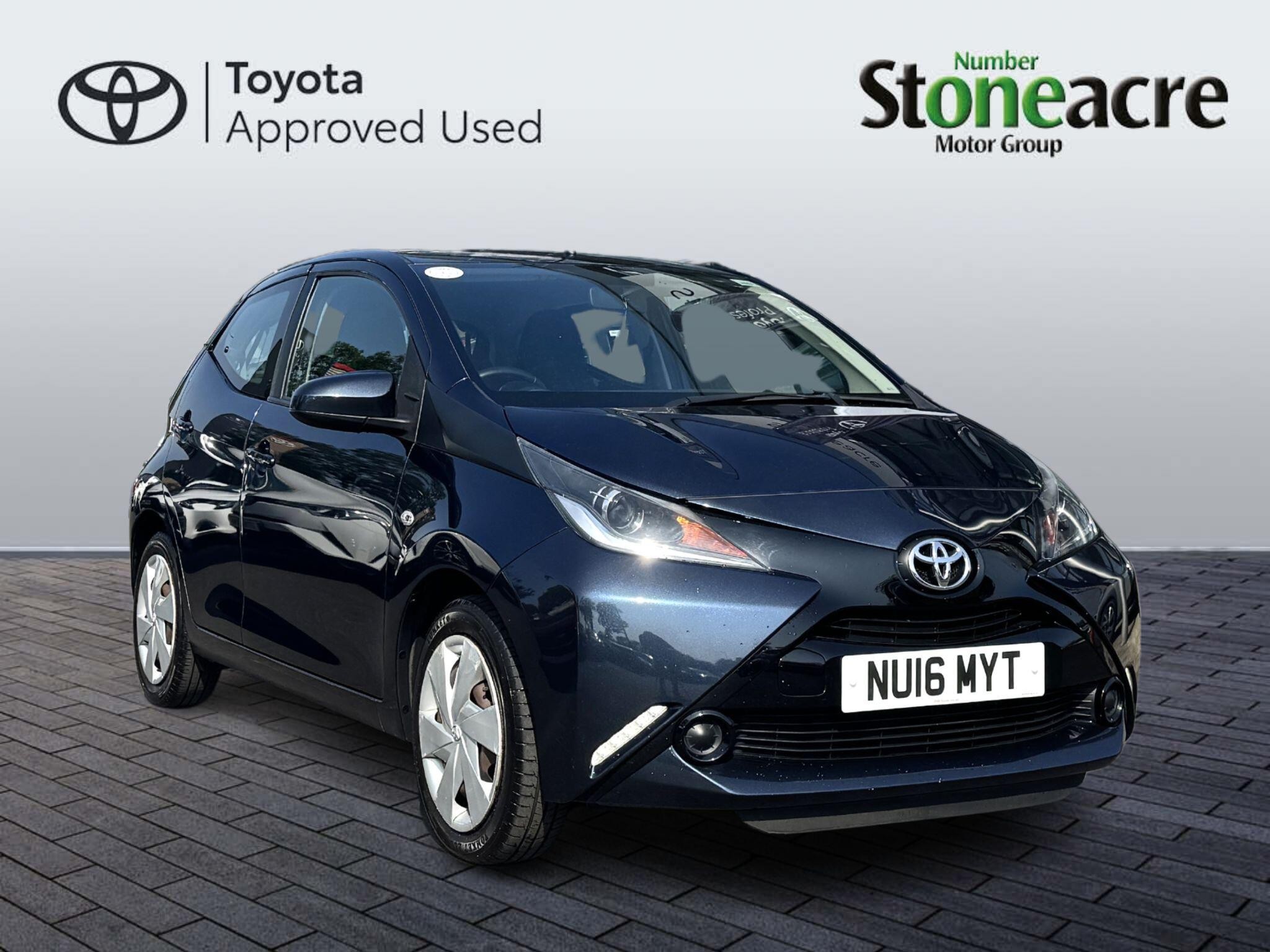 Main listing image - Toyota Aygo