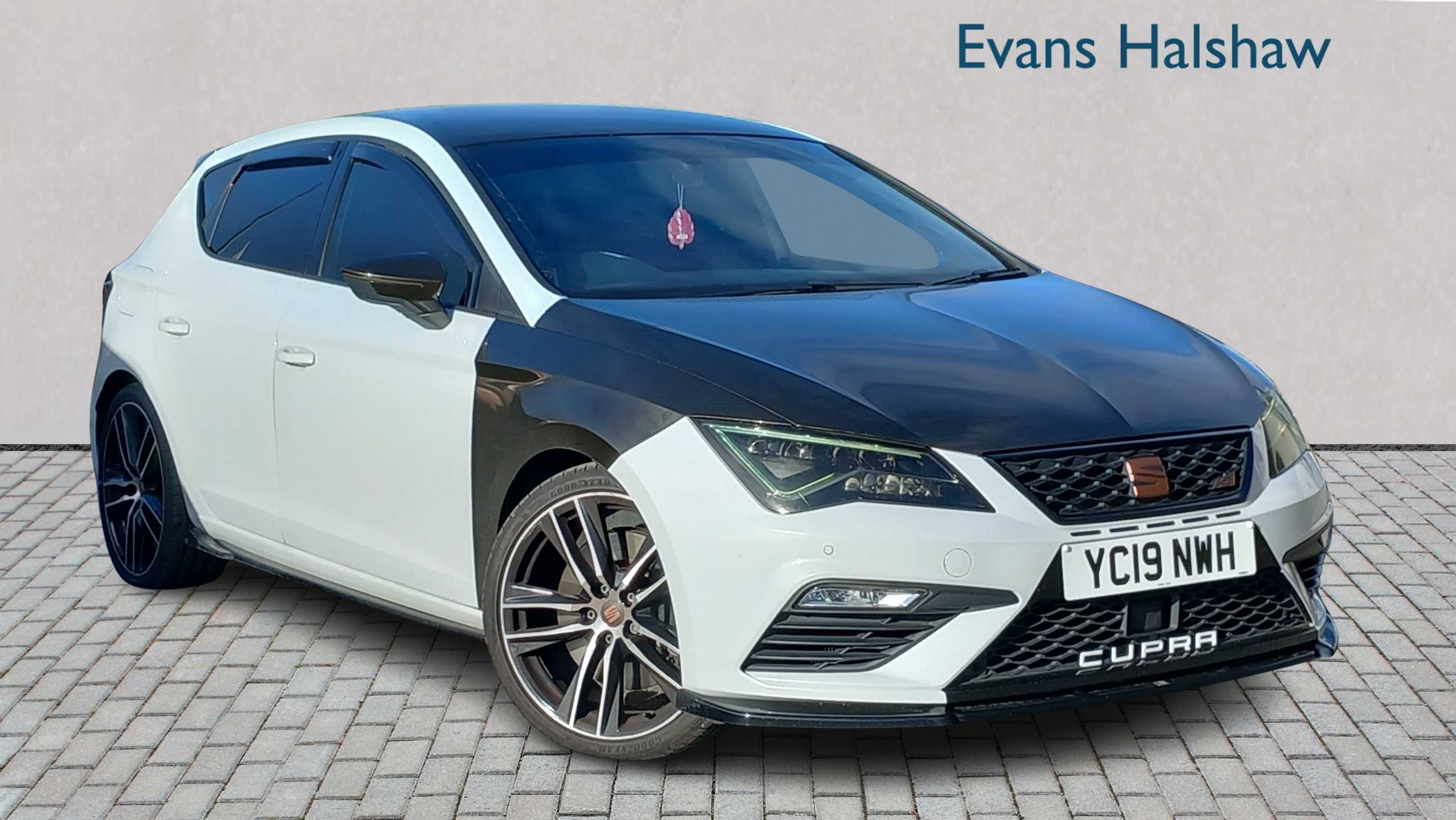 Main listing image - SEAT Leon