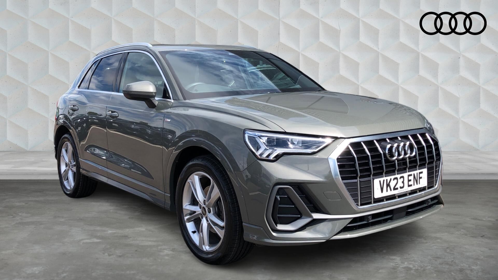 Main listing image - Audi Q3