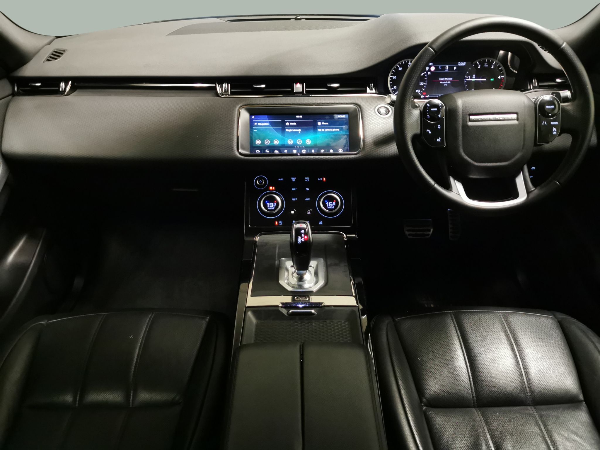 Main listing image - Land Rover Range Rover Evoque