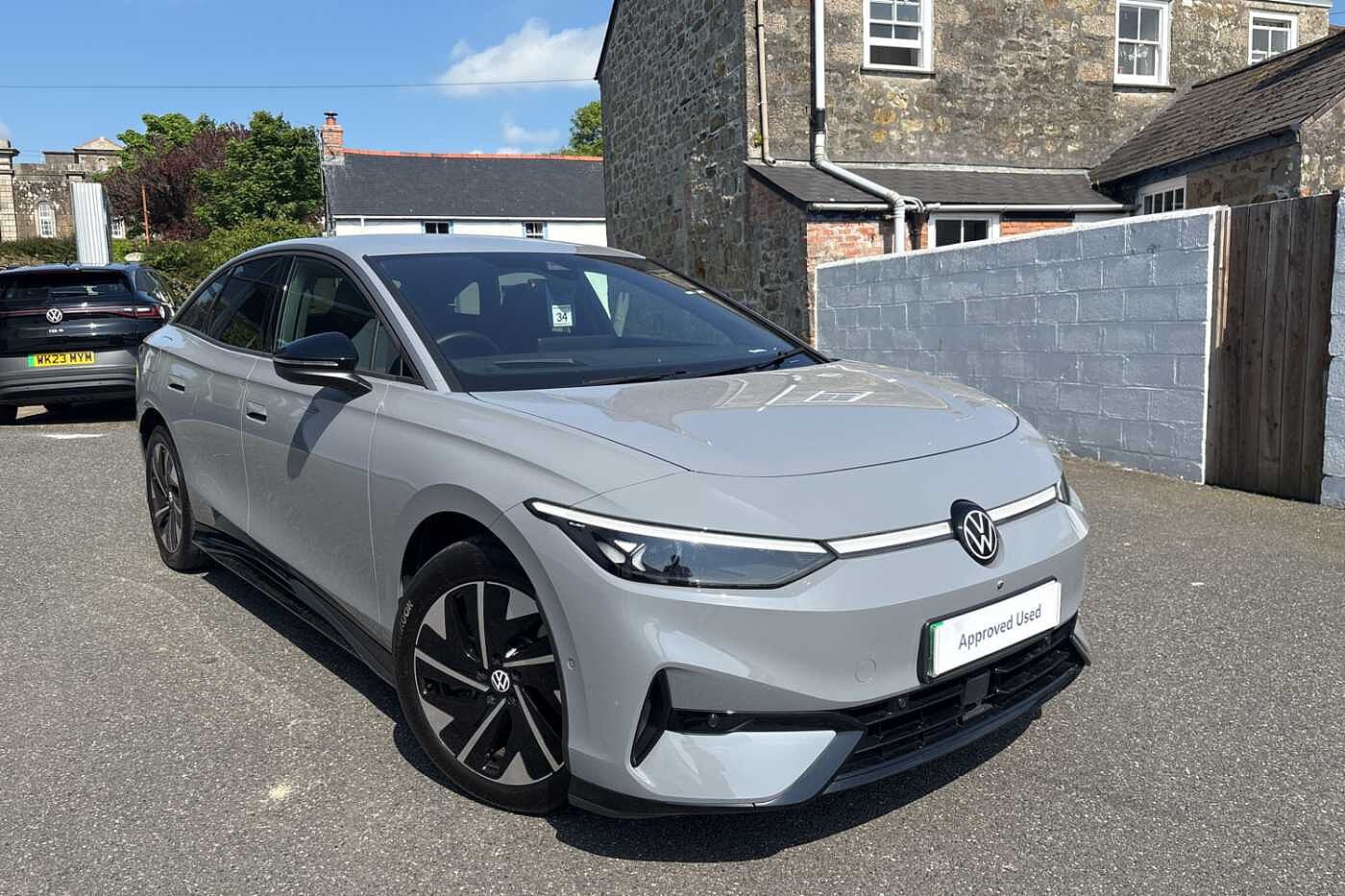 Main listing image - Volkswagen ID.7