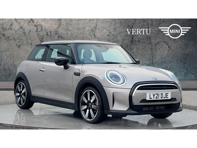 Main listing image - MINI Hatchback