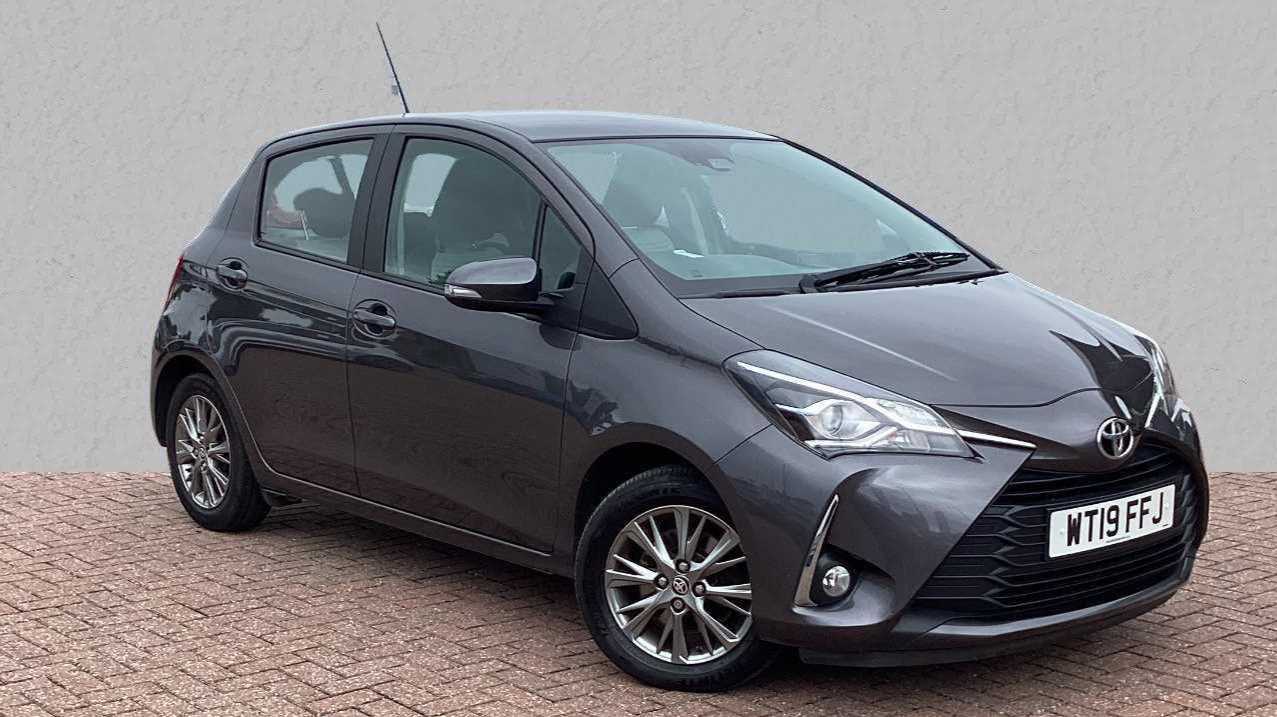 Main listing image - Toyota Yaris