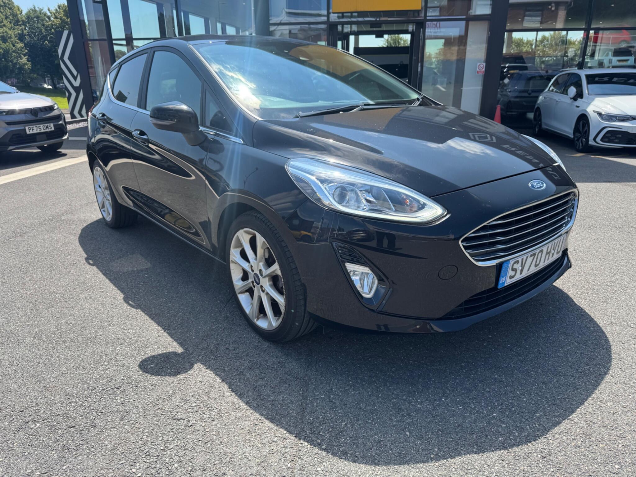 Main listing image - Ford Fiesta