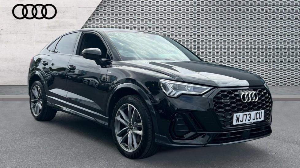 Main listing image - Audi Q3
