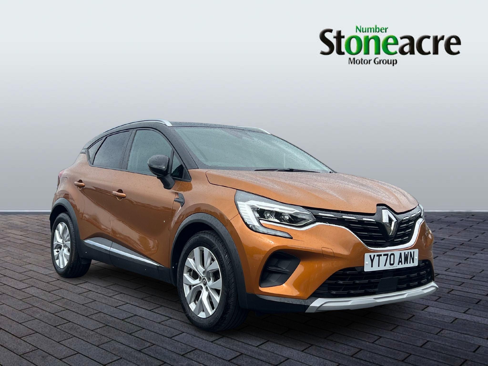 Main listing image - Renault Captur