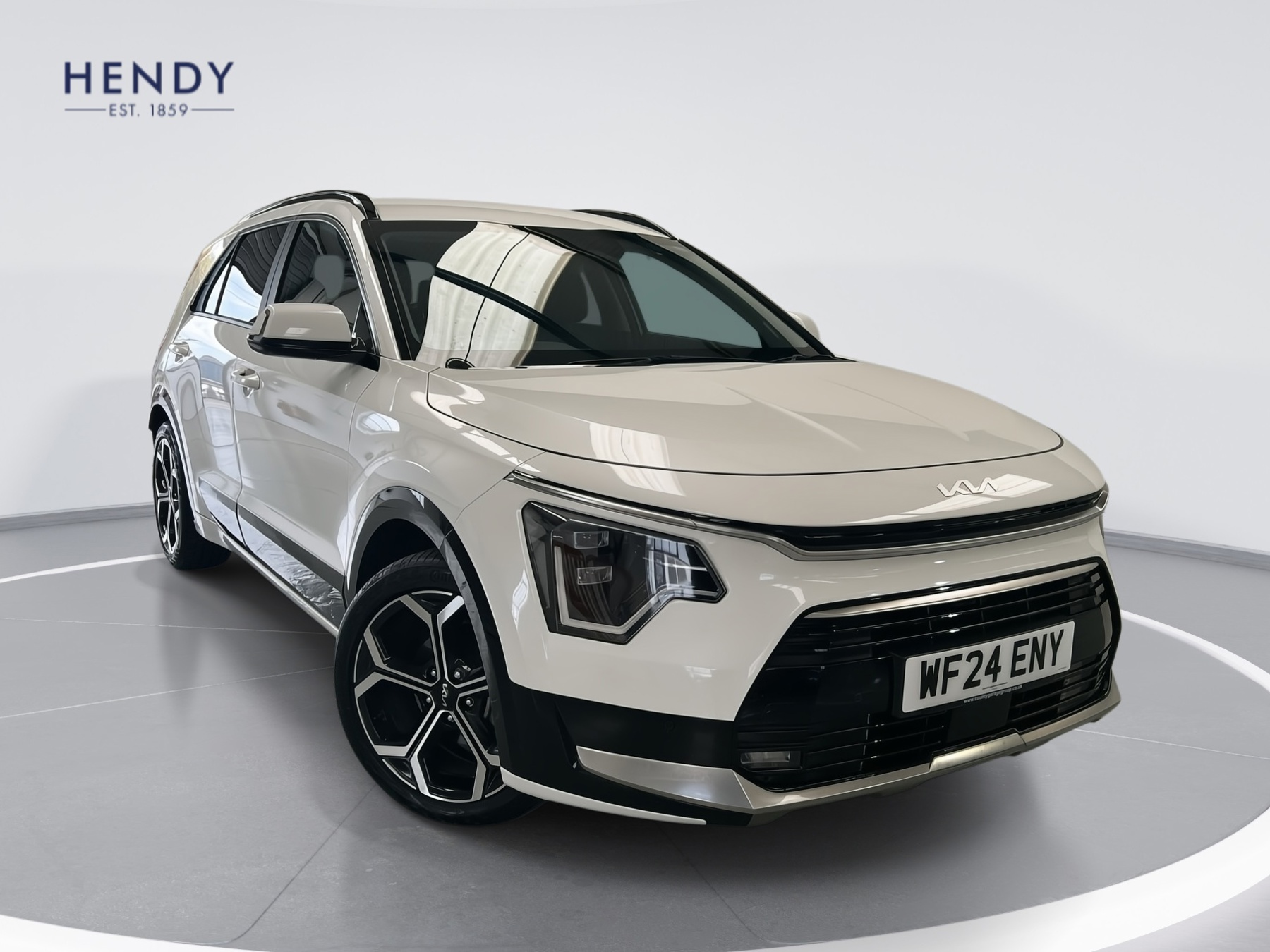 Main listing image - Kia Niro