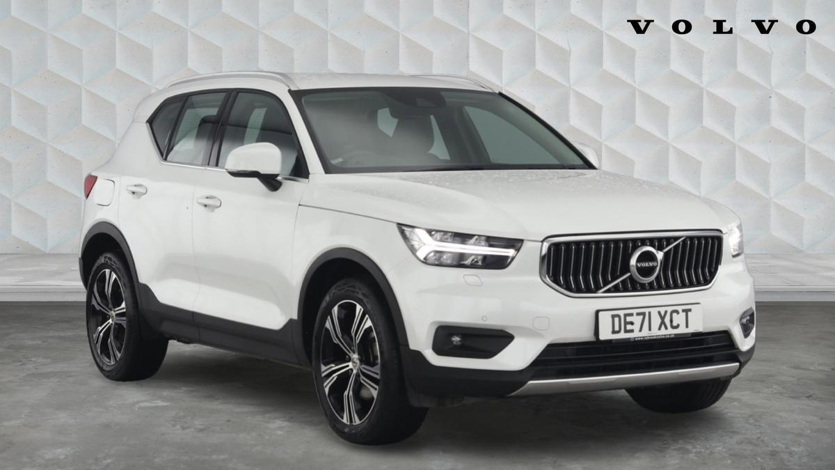 Main listing image - Volvo XC40