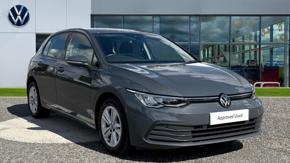 Main listing image - Volkswagen Golf