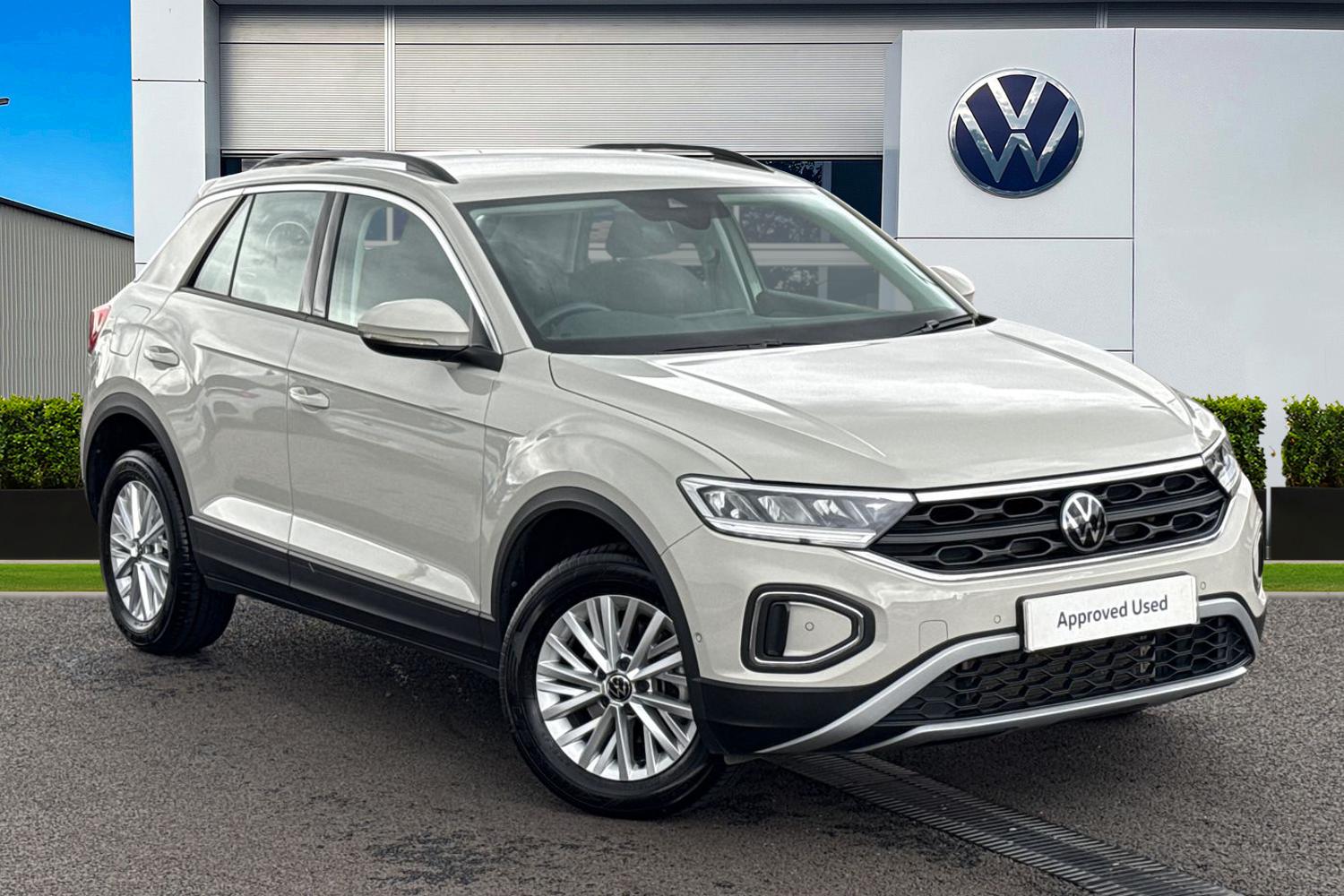 Main listing image - Volkswagen T-Roc