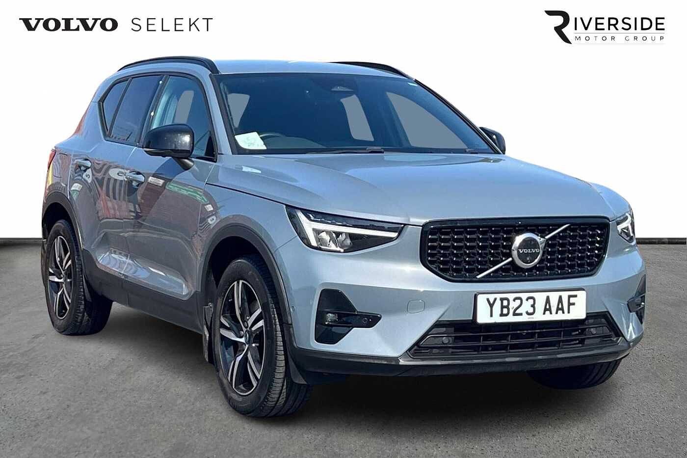 Main listing image - Volvo XC40