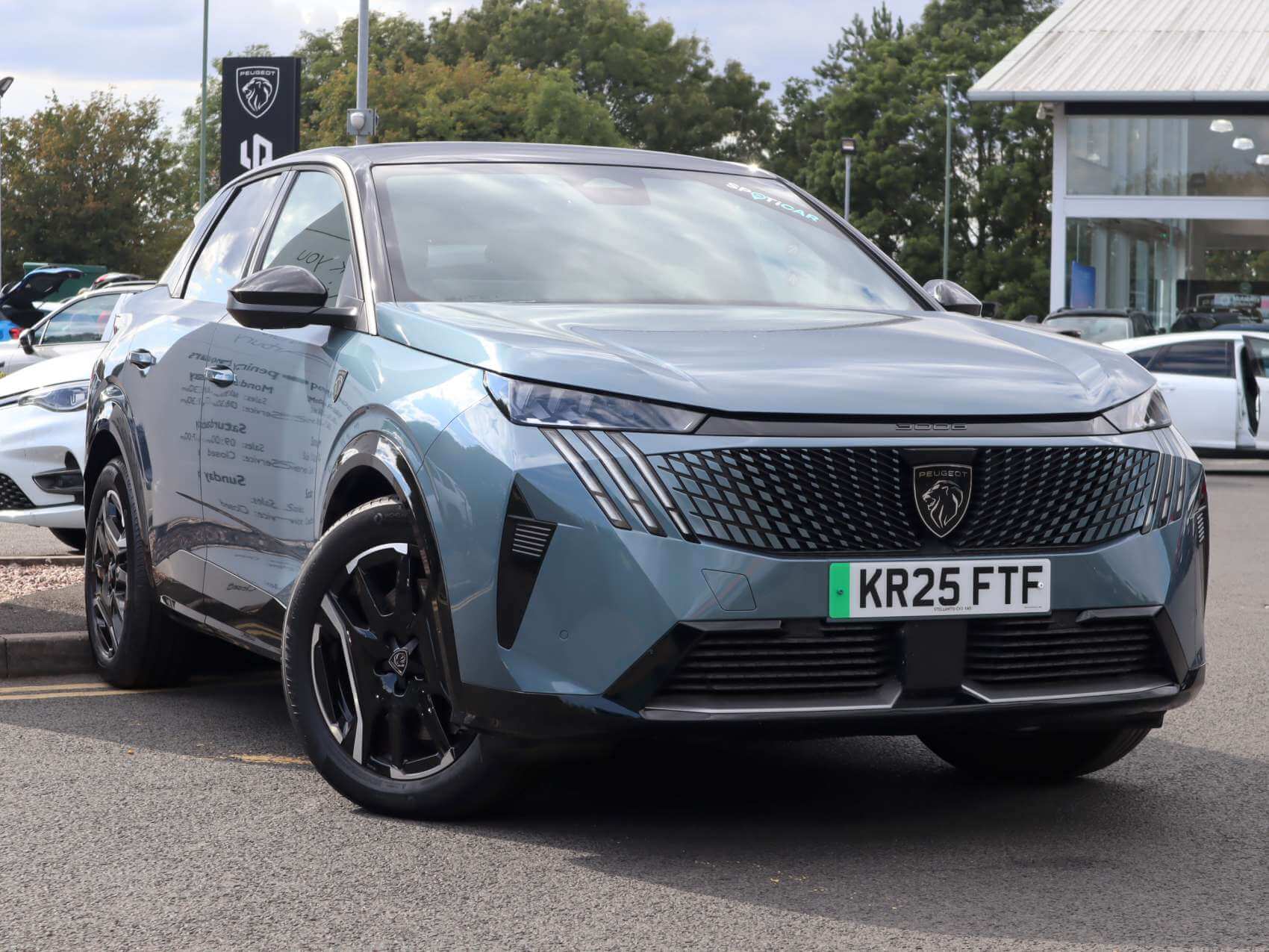 Main listing image - Peugeot 3008