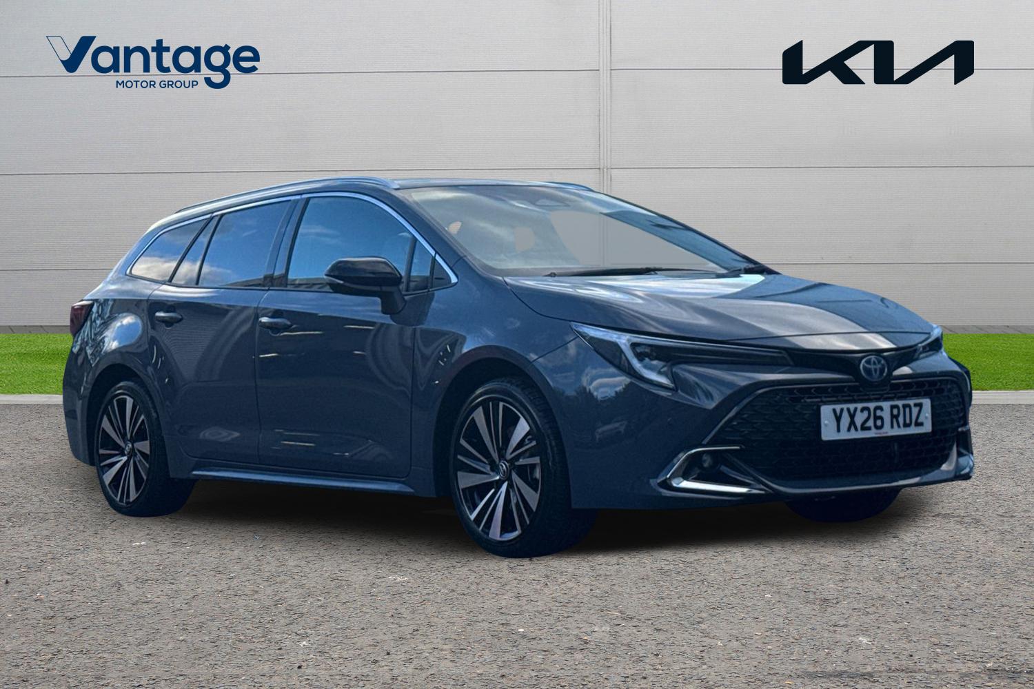 Main listing image - Toyota Corolla