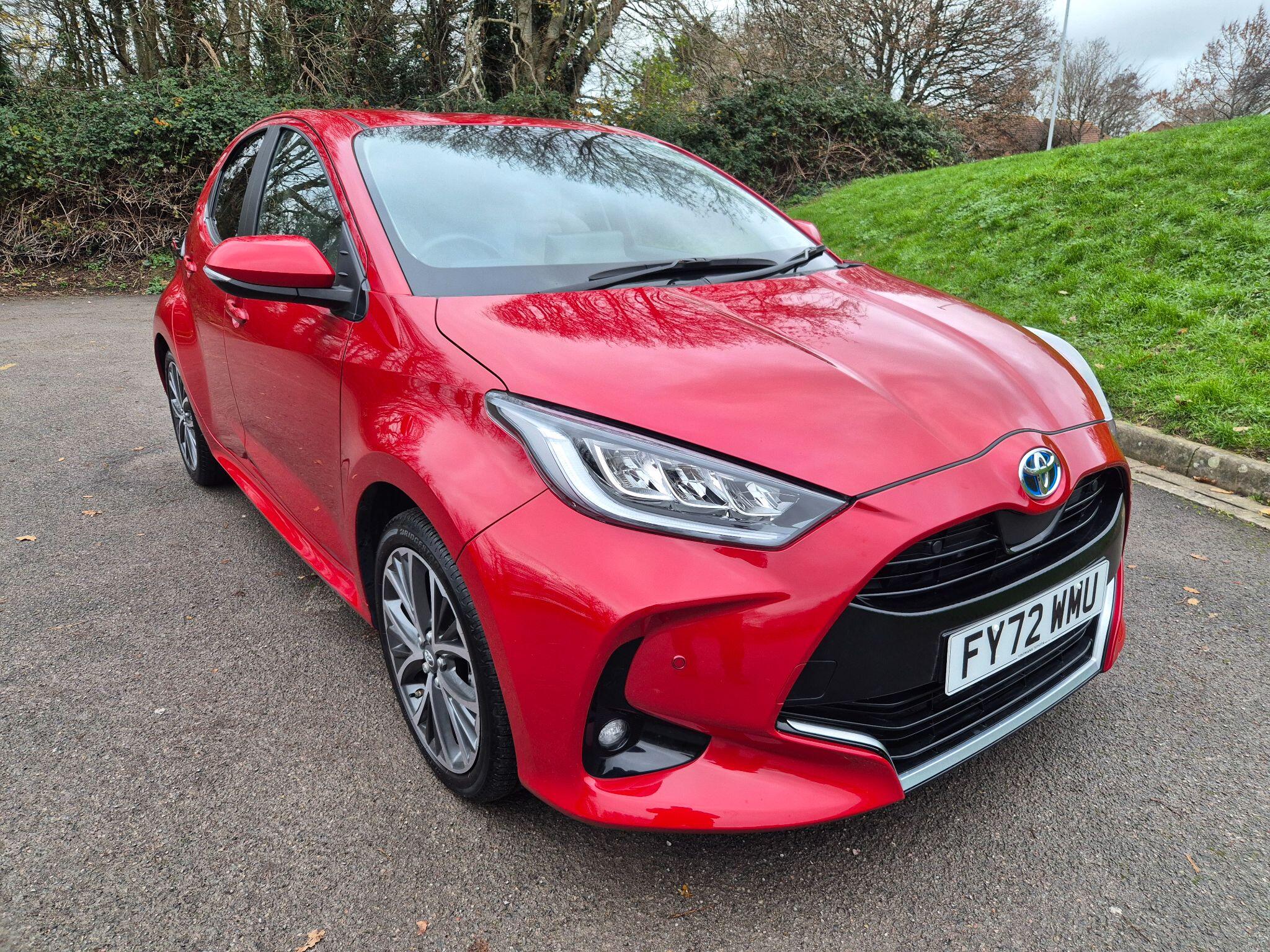 Main listing image - Toyota Yaris