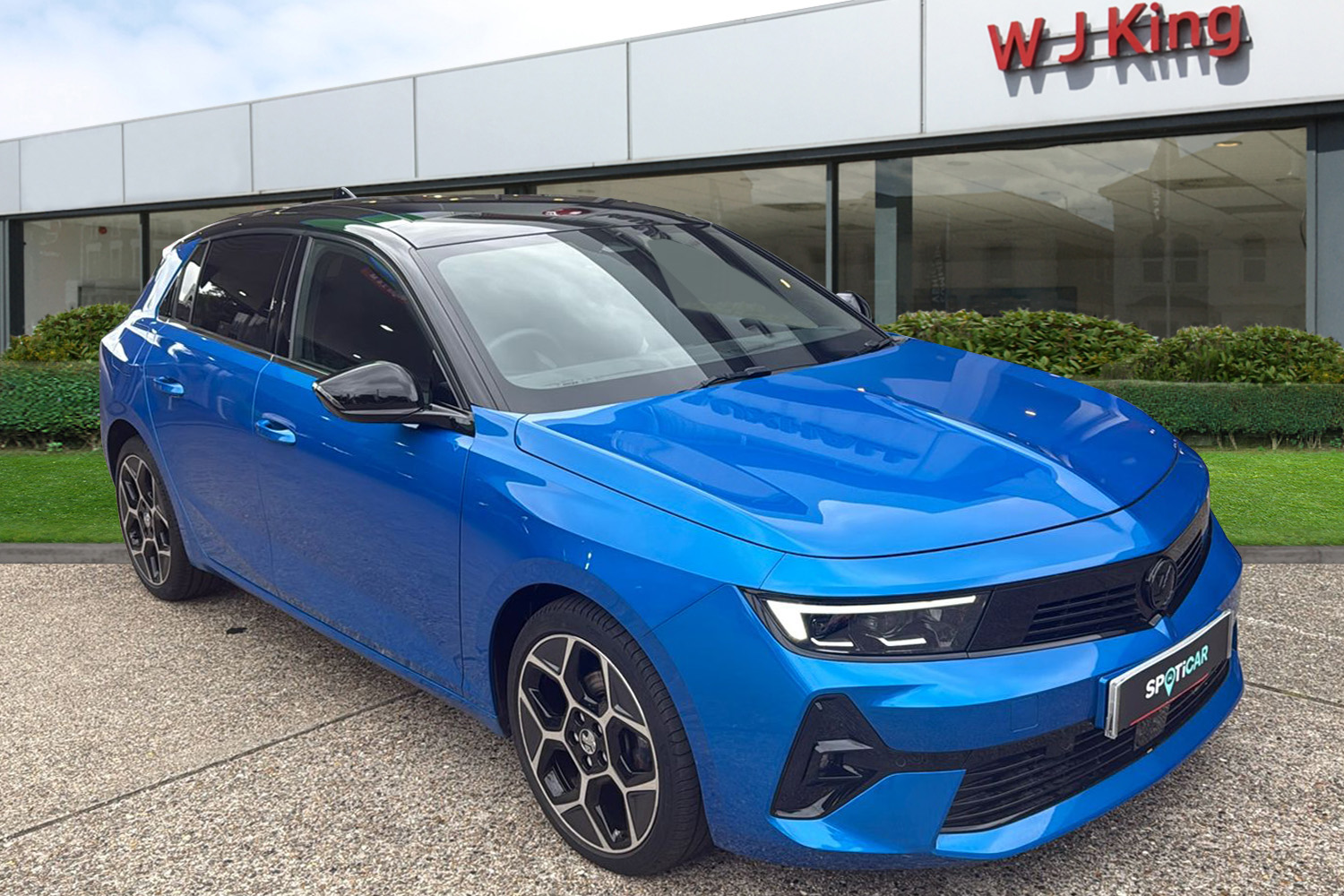 Main listing image - Vauxhall Astra