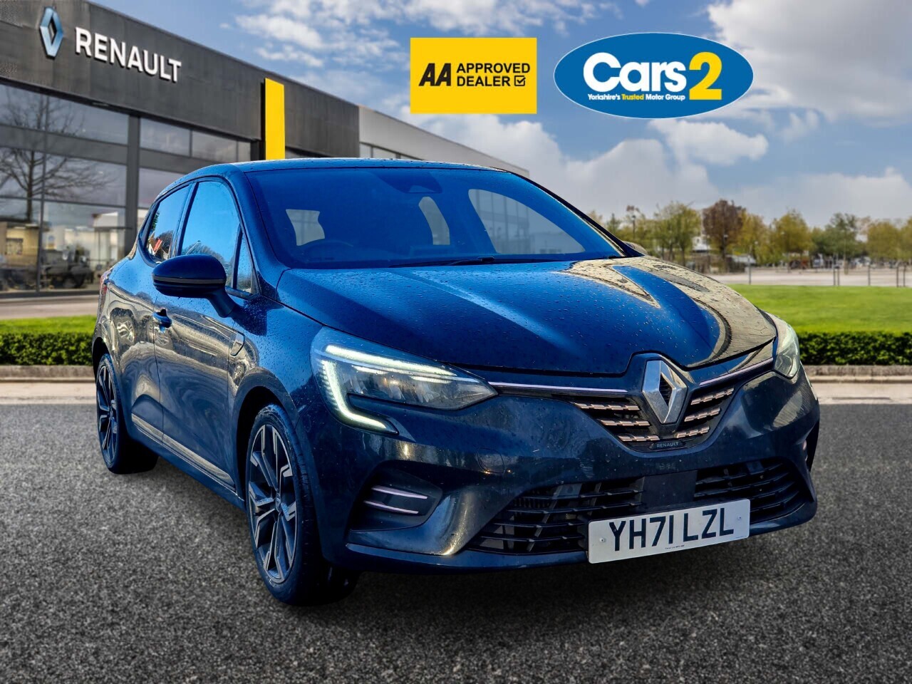 Main listing image - Renault Clio