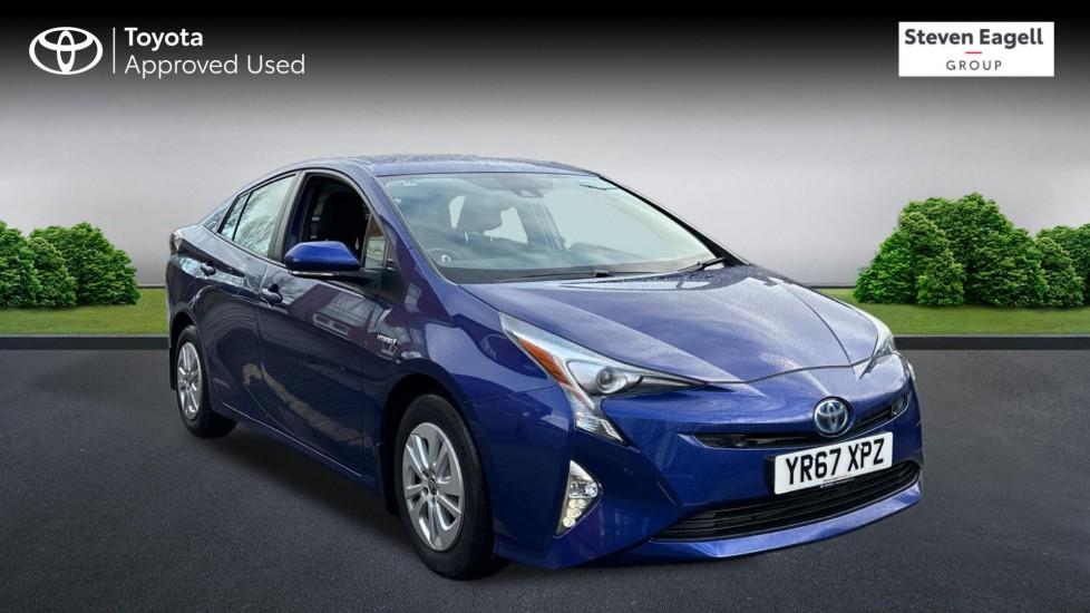 Main listing image - Toyota Prius