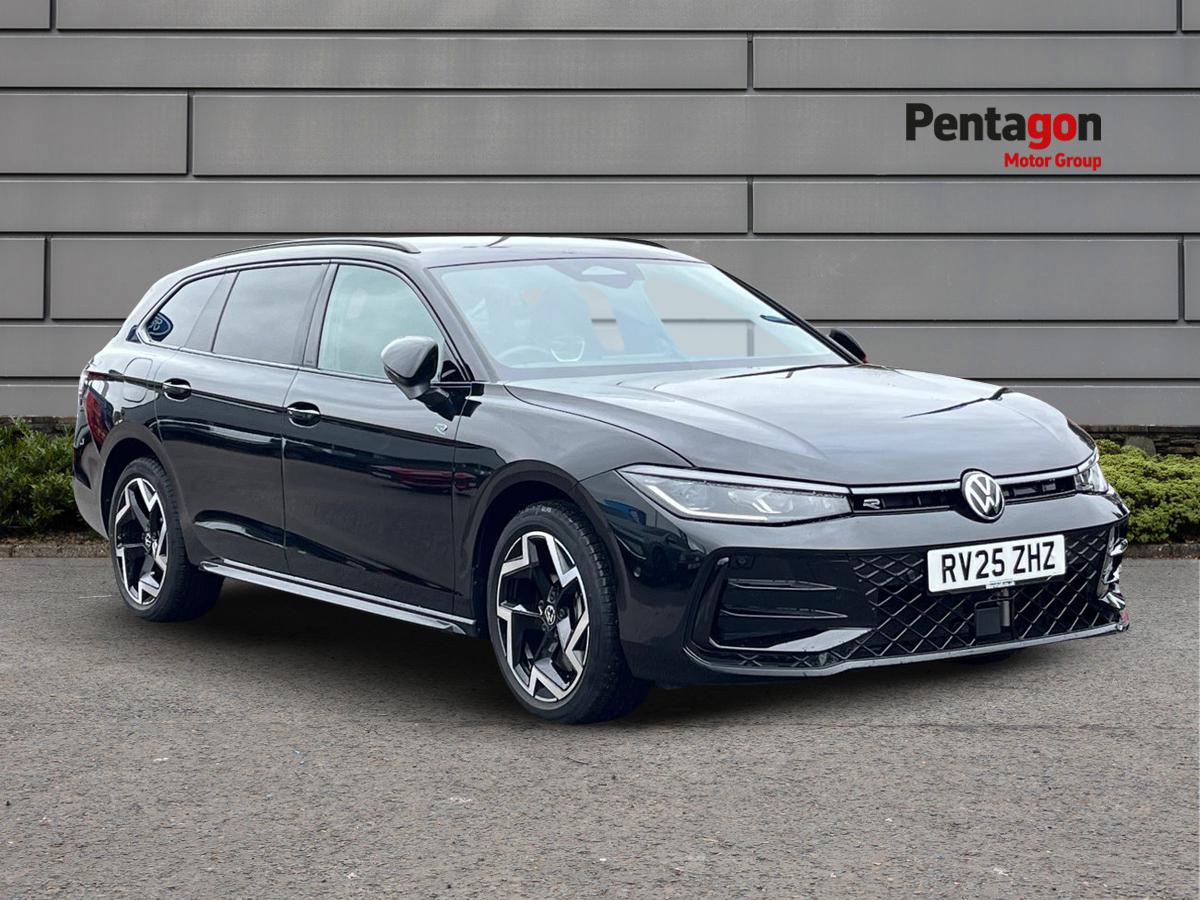 Main listing image - Volkswagen Passat Estate