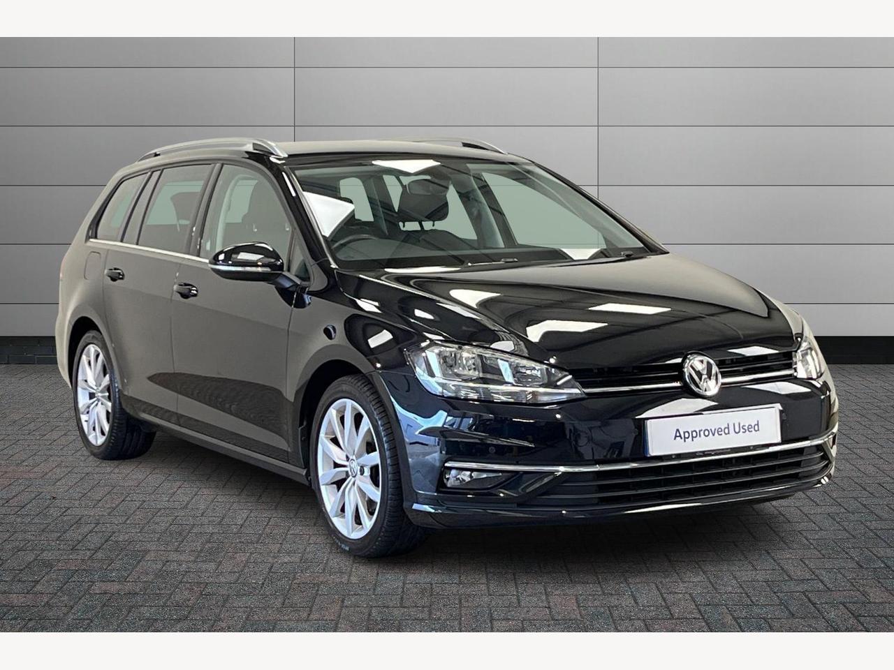 Main listing image - Volkswagen Golf Estate