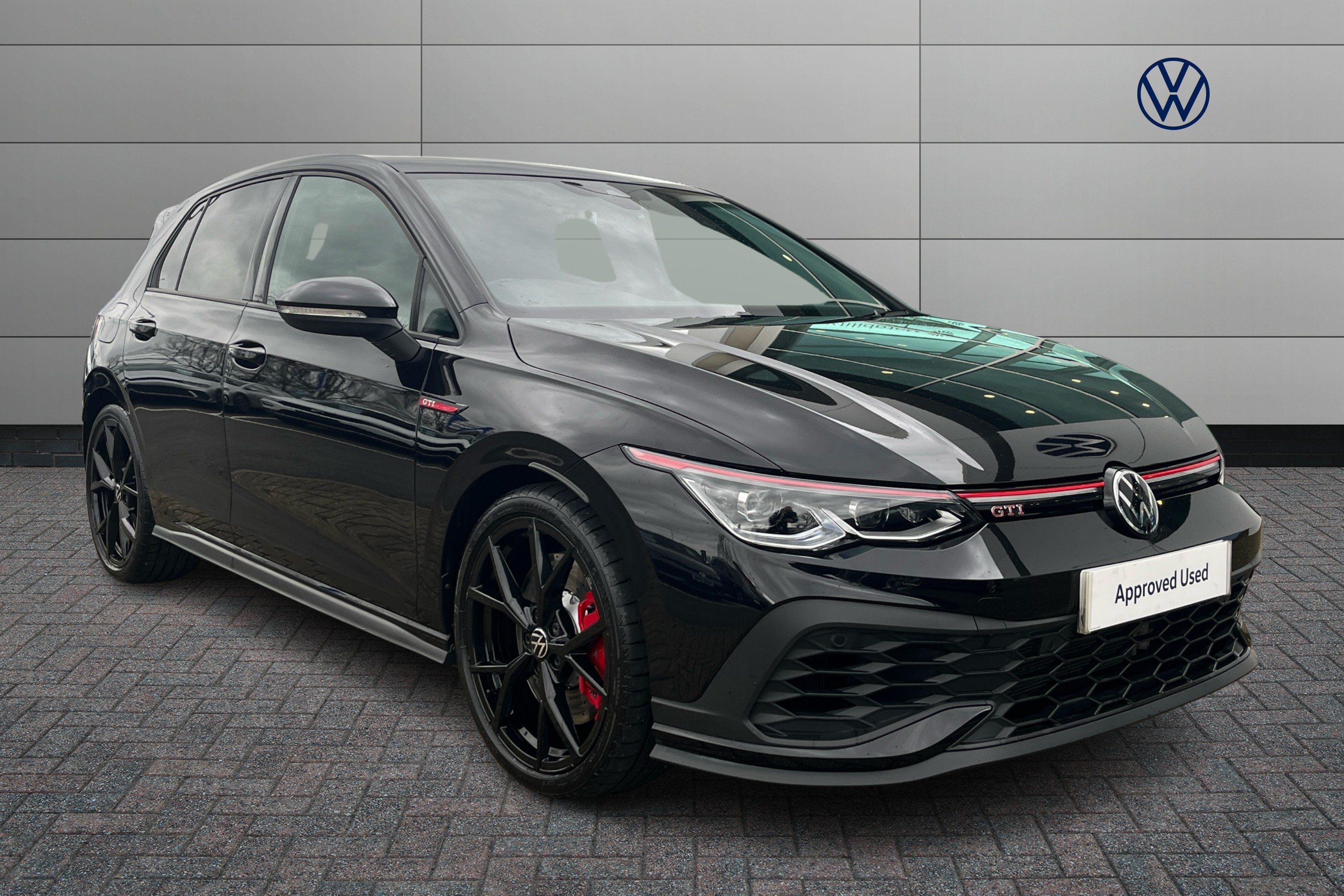 Main listing image - Volkswagen Golf GTI