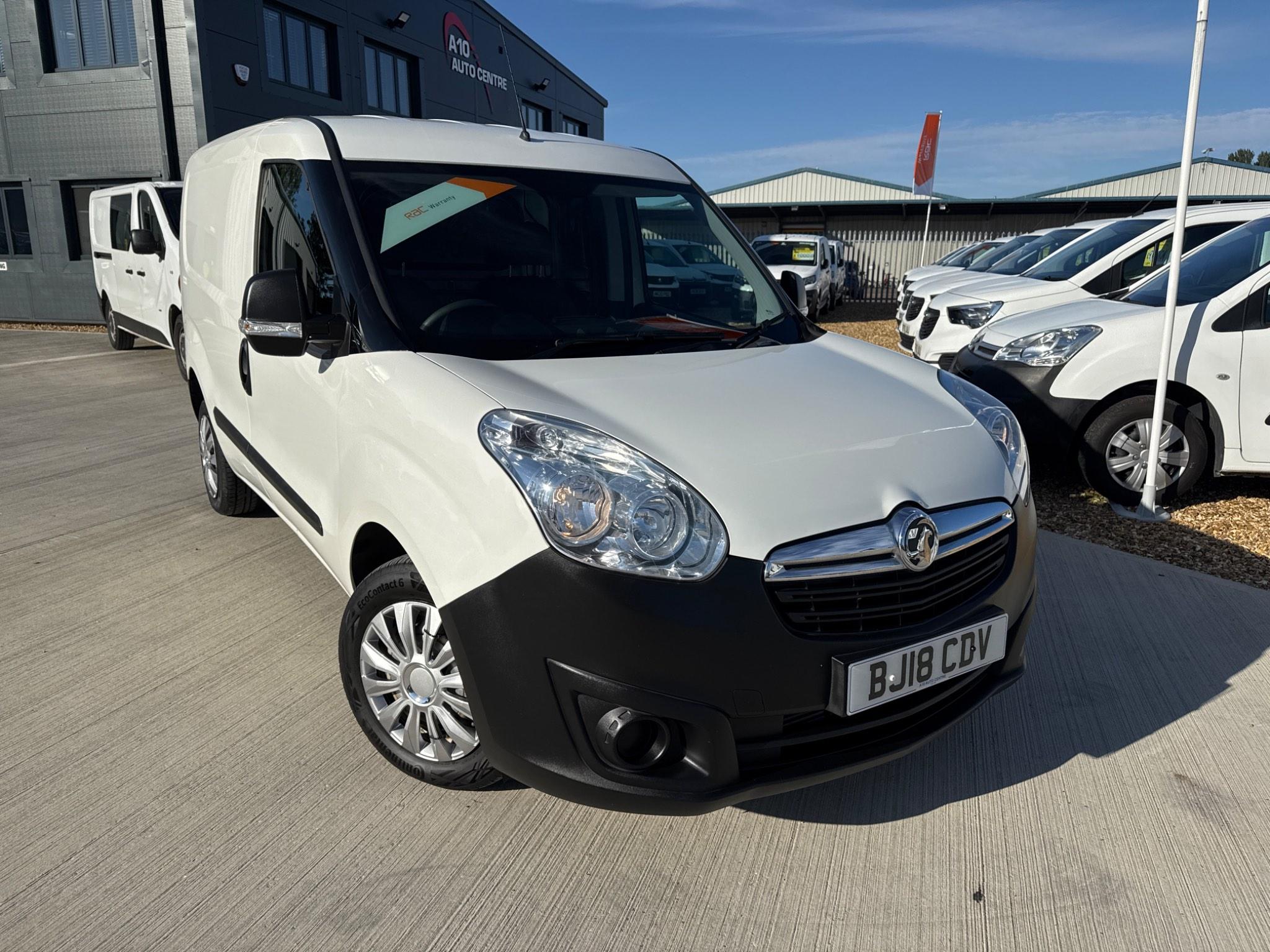 Main listing image - Vauxhall Combo