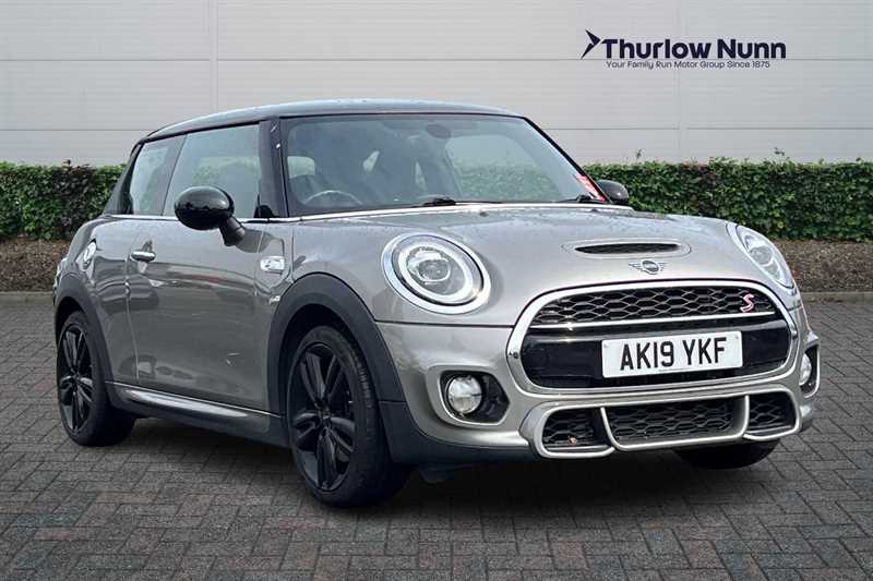 Main listing image - MINI Hatchback