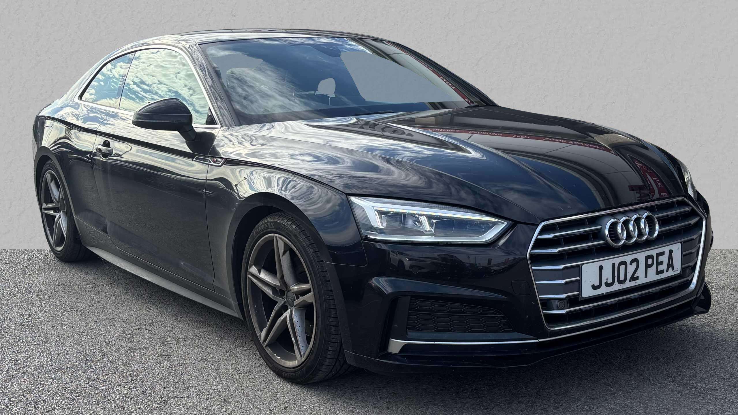 Main listing image - Audi A5