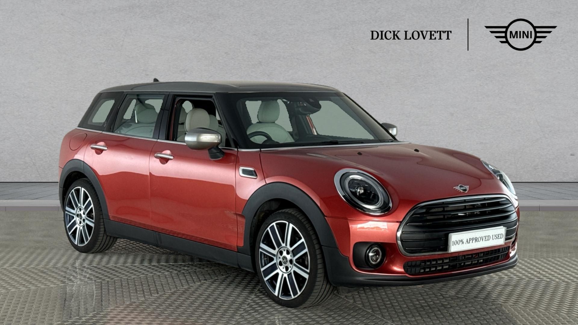 Main listing image - MINI Clubman