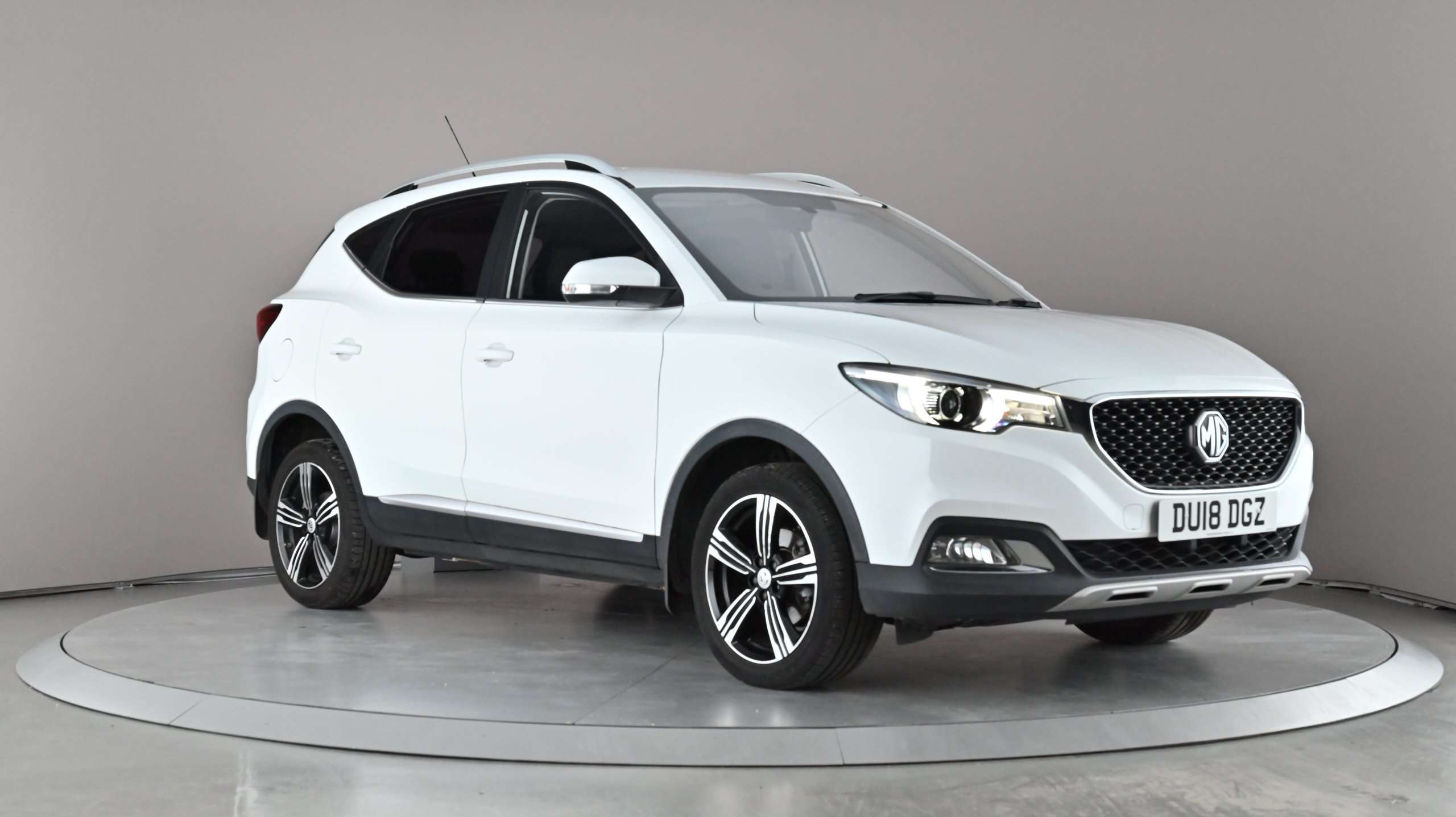 Main listing image - MG ZS