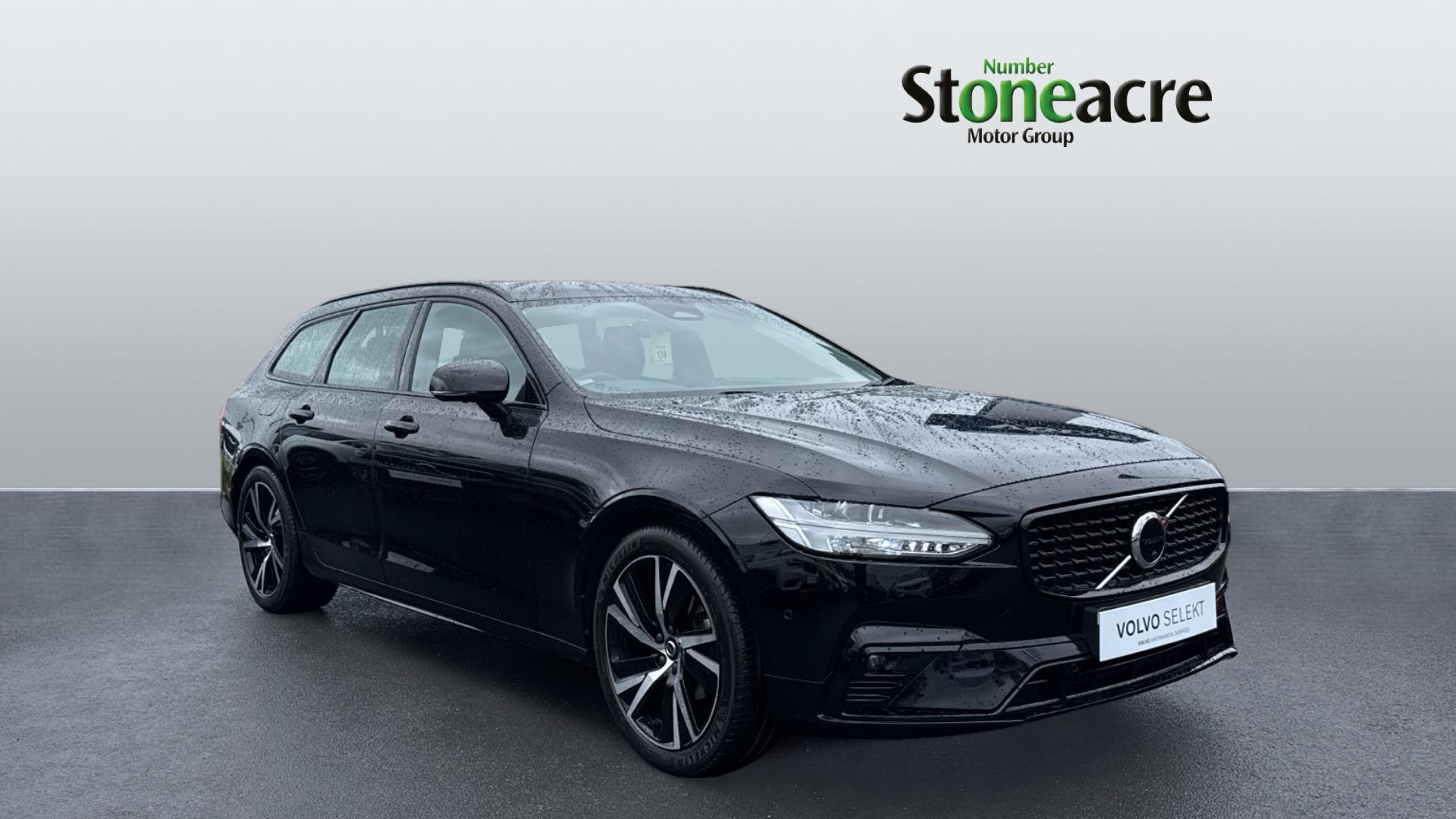 Main listing image - Volvo V90