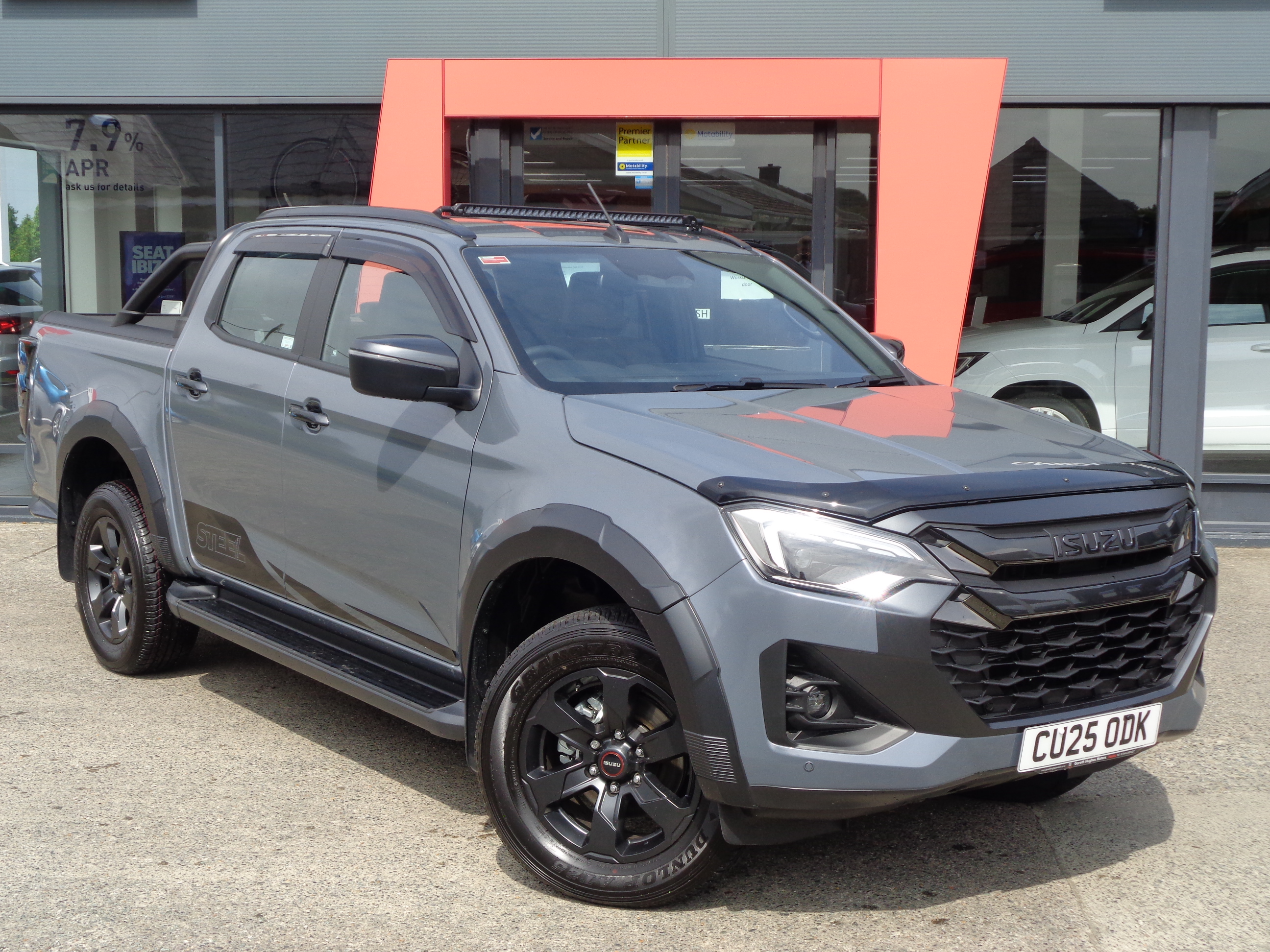 Main listing image - Isuzu D-Max