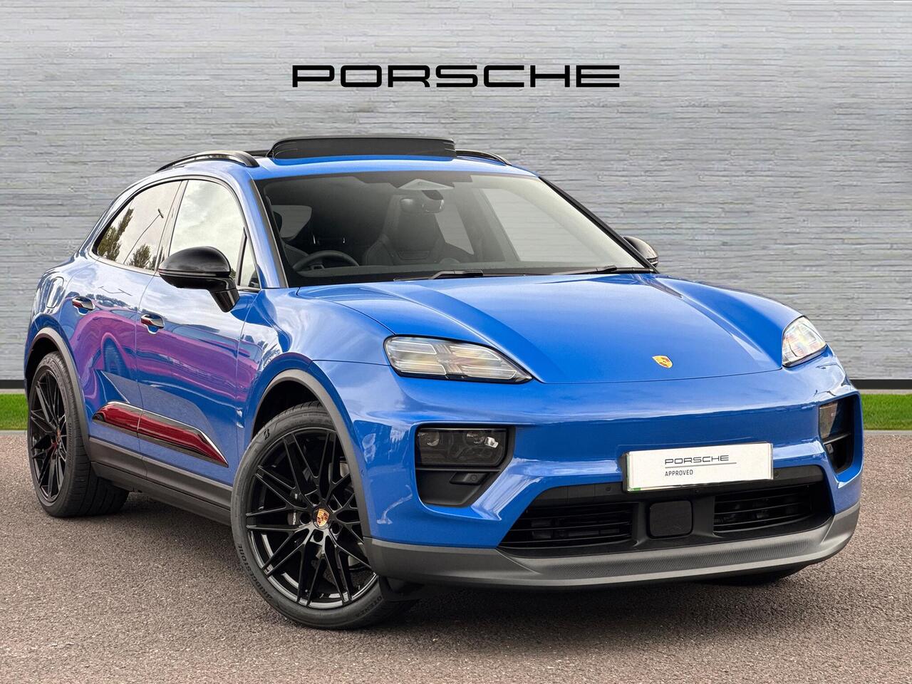 Main listing image - Porsche Macan