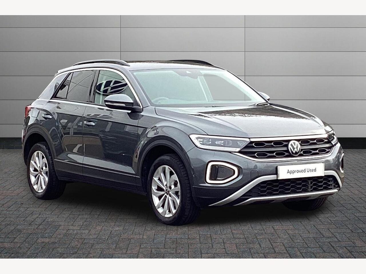 Main listing image - Volkswagen T-Roc