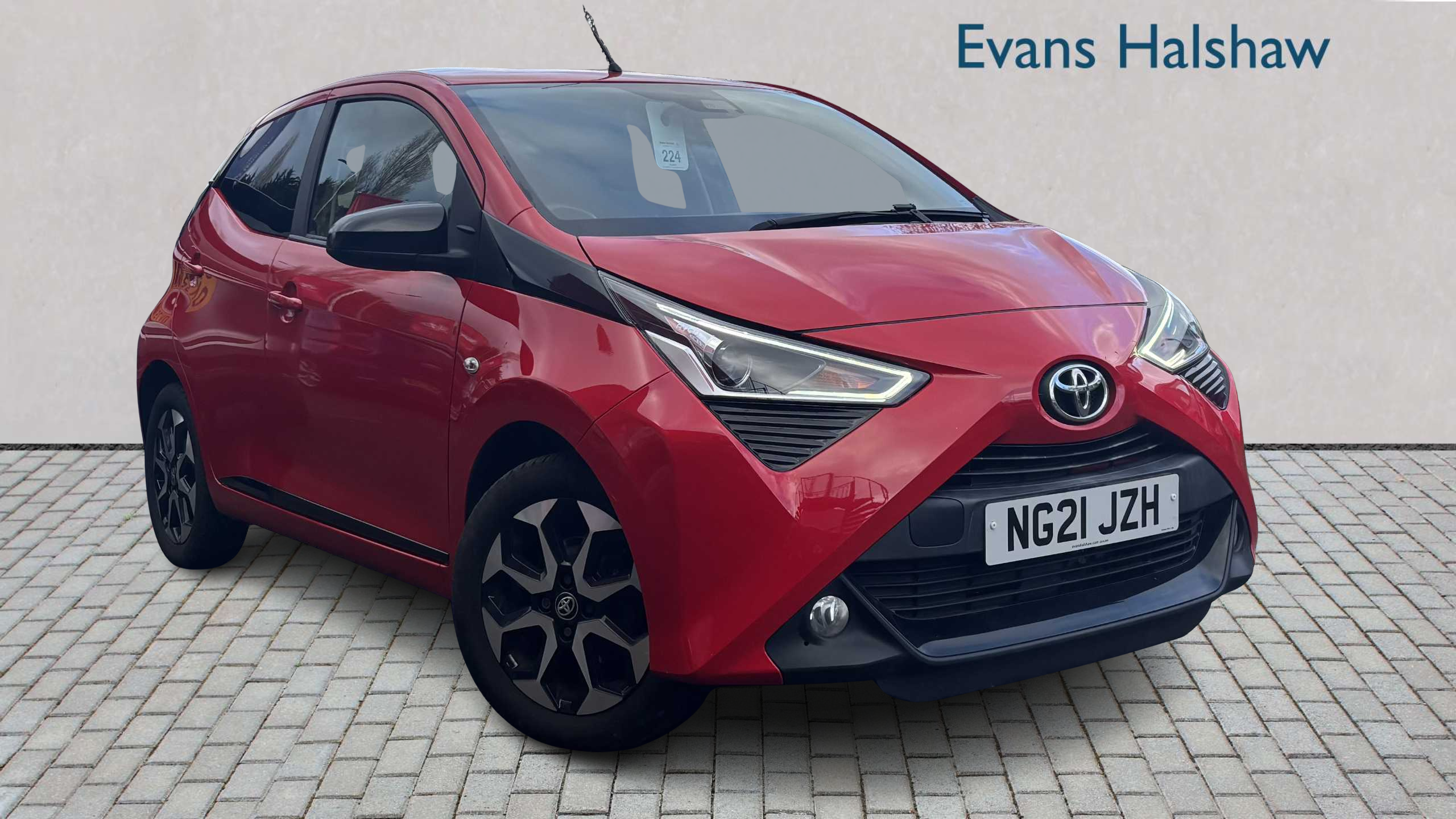 Main listing image - Toyota Aygo