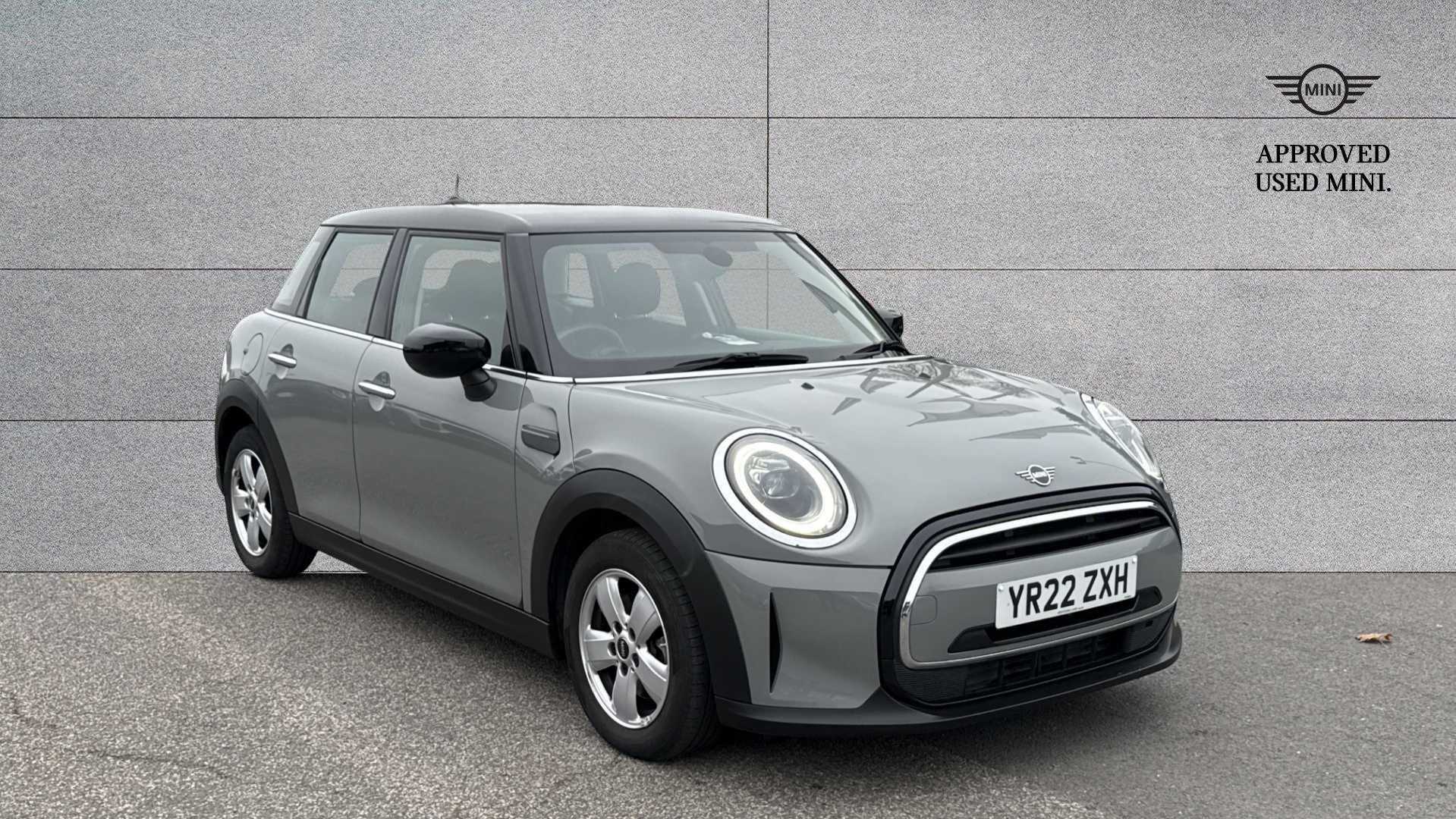 Main listing image - MINI Hatchback 5dr