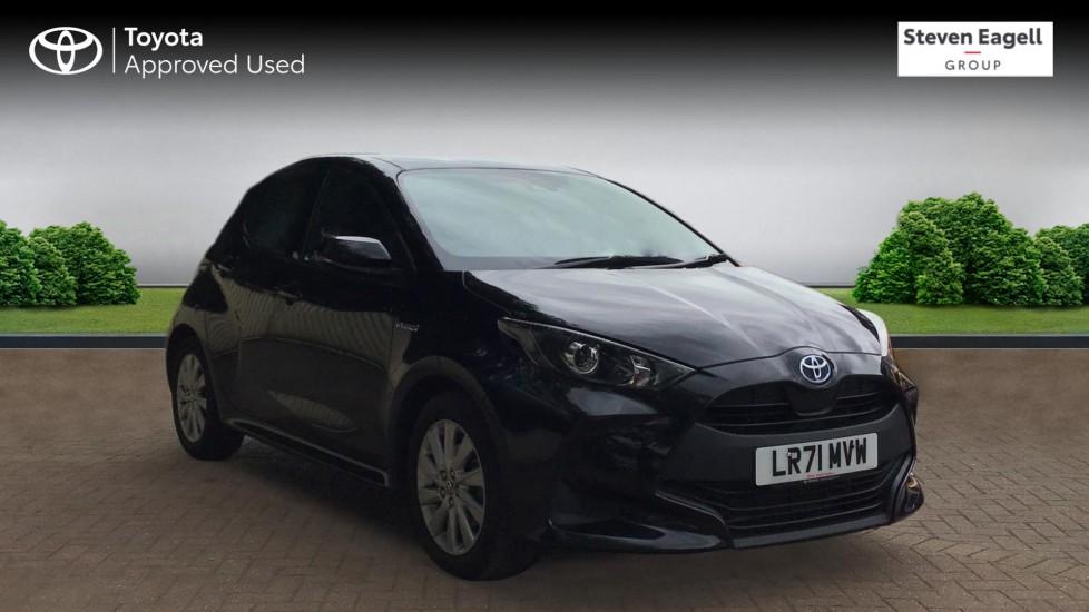 Main listing image - Toyota Yaris