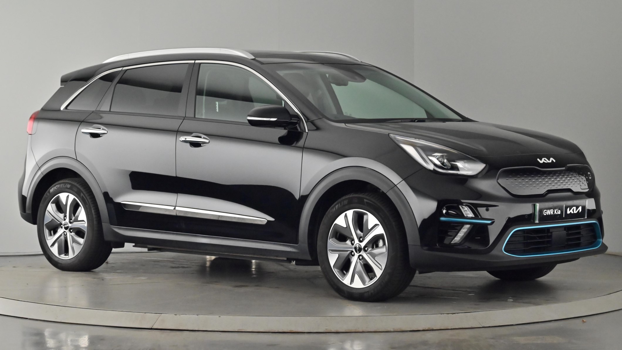 Main listing image - Kia e-Niro