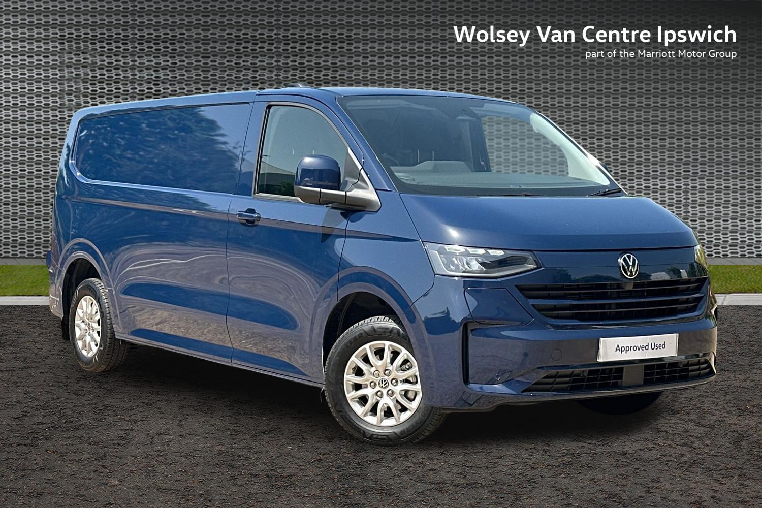 Main listing image - Volkswagen Transporter