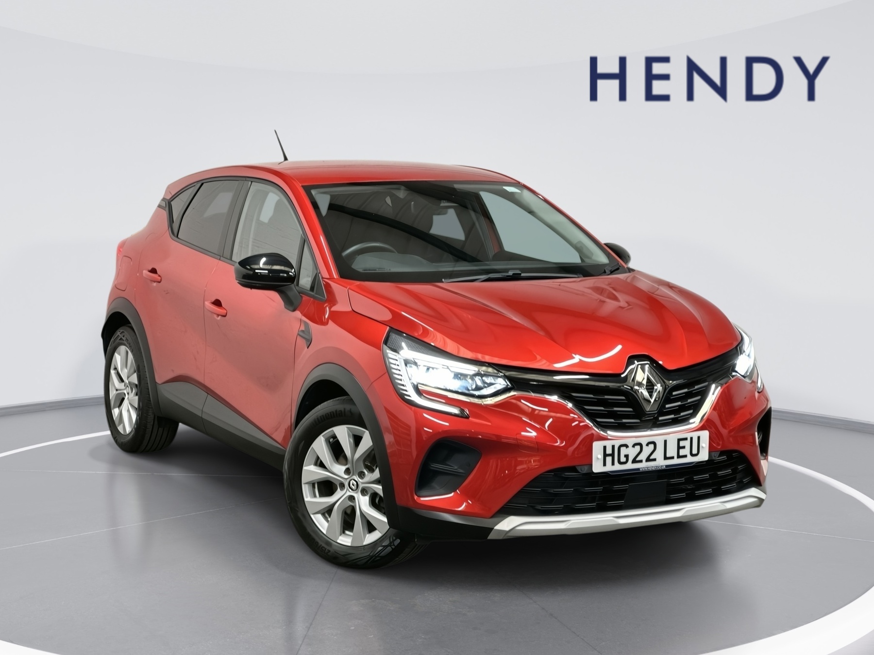 Main listing image - Renault Captur